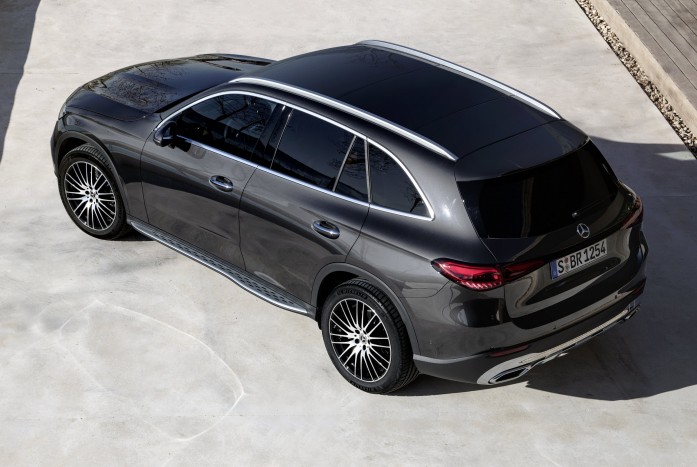 Filmen a Mercedes legdinamikusabb szabadidőjárműve