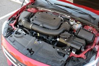 Gyengébb és takarékosabb motorral is lehet jó az Insignia GSI? 85