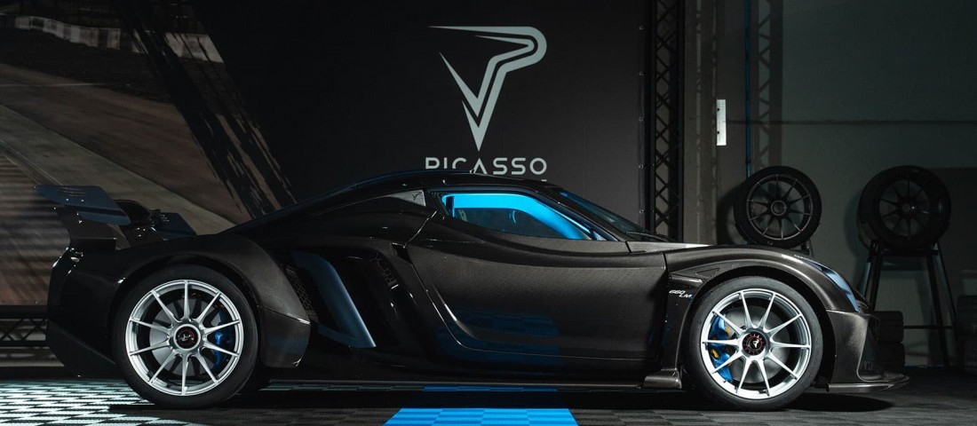 Lóerőnként félmillió forintot kérnek ezért az autóért