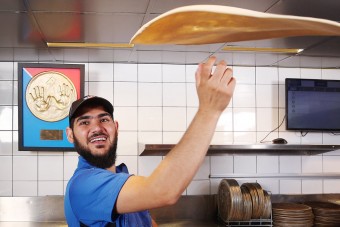 Egy perc alatt három pizzát készít el a világ leggyorsabbja 