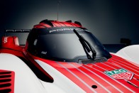 Megérkezett a Porsche Le Mans-i versenyautója 26