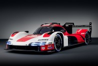 Megérkezett a Porsche Le Mans-i versenyautója 19