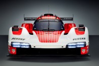 Megérkezett a Porsche Le Mans-i versenyautója 21