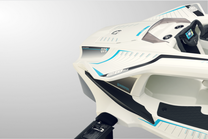 Vad vízi járművet készítettek a szomszédban