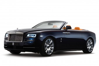 A tolvajok alatt lőtték ki a luxusautót