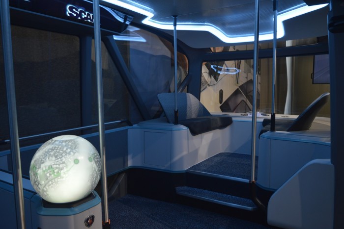 Új önvezető busszal kísérleteznek 10 | Vezess Új önvezető busszal kísérleteznek 10