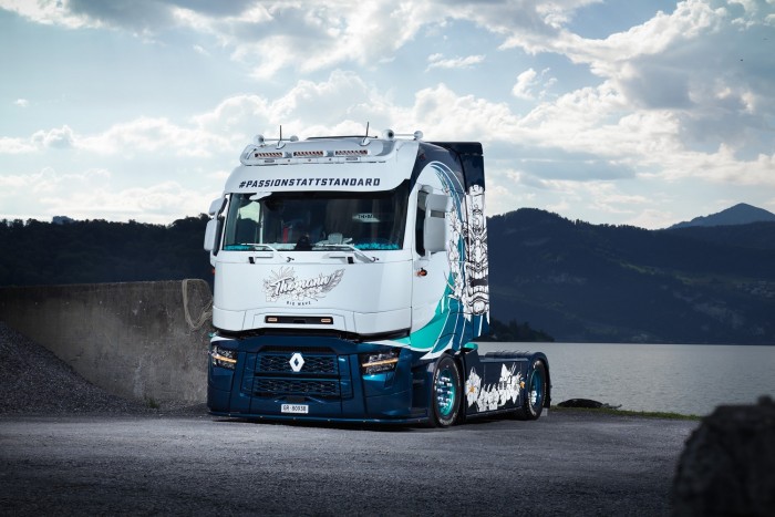 Ez a Renault tengerért kiált