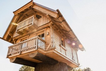 Minden ház egy fára épült ebben a faluban