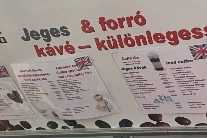 Kígyózó sorok az ingyen vízért a Hungaroringen 3 | Vezess Kígyózó sorok az ingyen vízért a Hungaroringen 3