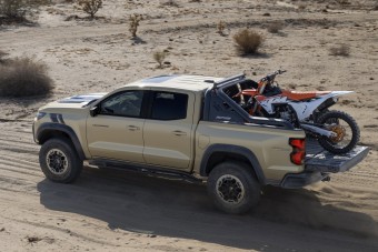 Hobbira ügyesebb, dolgozni keményebb az új Chevy pickup