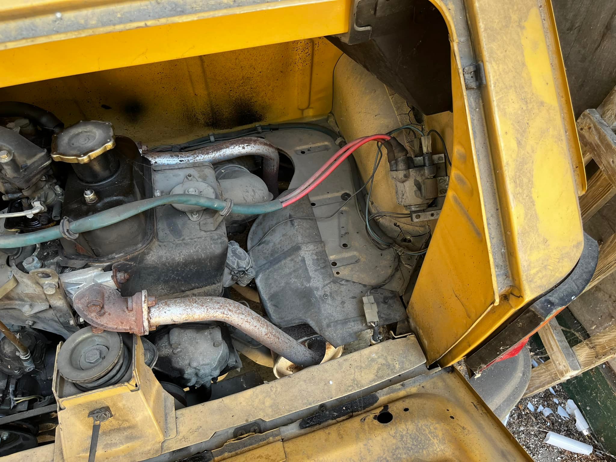 Csodás Kispolskit találtak egy magyar garázsban 7