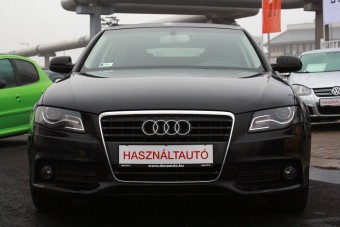 Úgy pörög a használtautó-import, mintha 300 lenne az euró