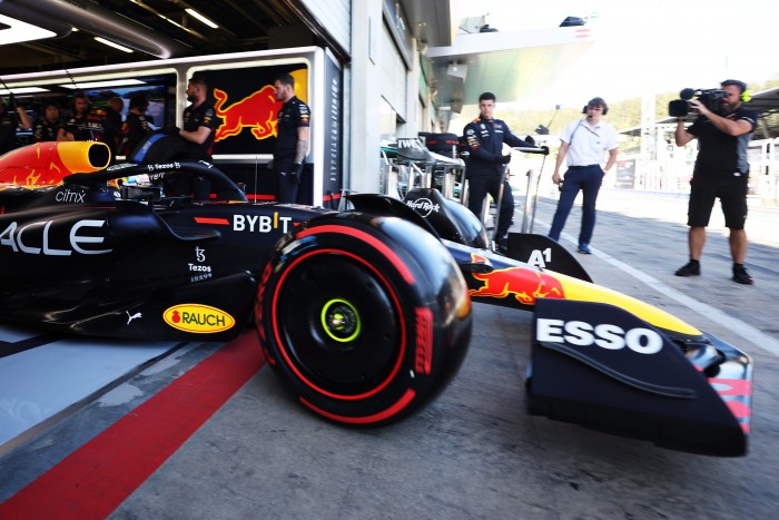 F1: Többet költhetnek a csapatok, de ez nem elég