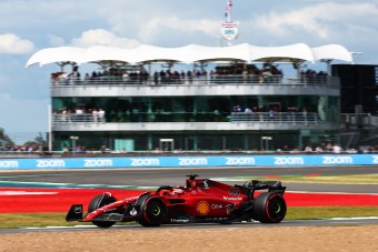 F1: Újabb motorgondok a Ferrarinál