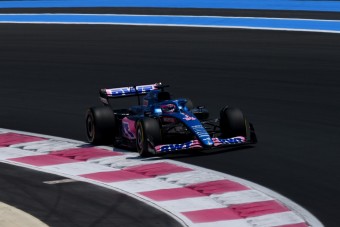 Különleges F1-es szerződést kaphat Alonso