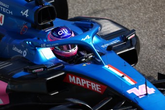 F1: Kínos, kinevették Alonsót a pilóták