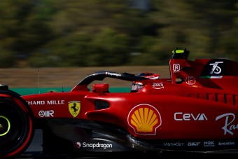 F1: Elszólták magukat, még több büntetés jön a Ferrarinál