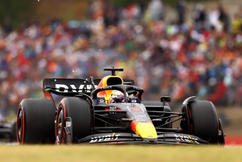 F1: Verstappen meglepetésgyőzelmet aratott Mogyoródon 