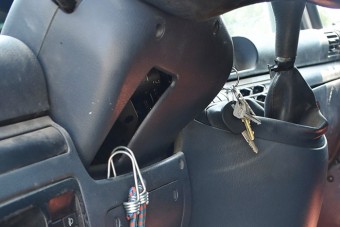 Benéztek a rendőrök egy furgon belsejébe Szolnok megyében, eléggé elkerekedett a szemük