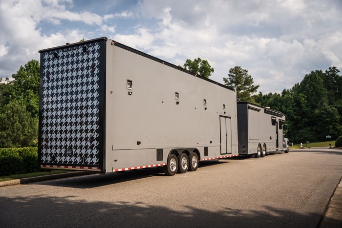 Guruló luxusbázis autóversenyzéshez, egyenesen az Egyesült Államokból 3