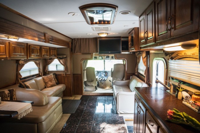 Guruló luxusbázis autóversenyzéshez, egyenesen az Egyesült Államokból 5