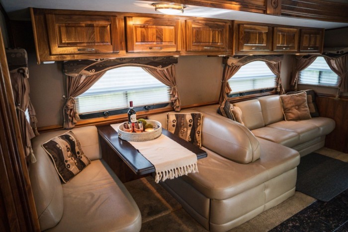 Guruló luxusbázis autóversenyzéshez, egyenesen az Egyesült Államokból 7