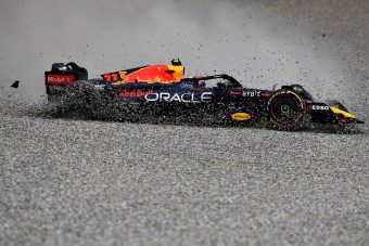 F1: A Mercedesre mutogat kiesésük miatt a Red Bull 