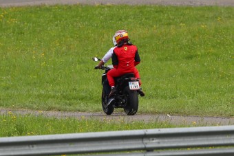 F1: Ennyi nem elég a bajnoki címhez a Ferraritól