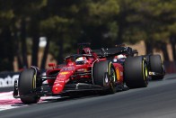 F1: Az élről esett ki a Ferrari, Verstappen nyert Franciaországban 1