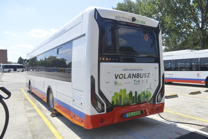 Two Ikarus 120e electric buses for Kaposvár (magyarbusz.info)