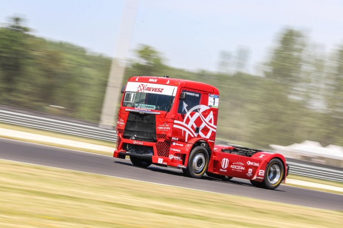 Megint oktatott Kiss Norbert a kamion-Eb-n