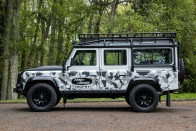 Veterán versenyautót épít a Land Rover 18