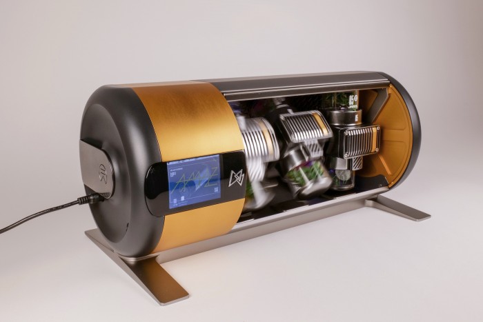 Tesztelik, hogyan lehet sört főzni idegen bolygókon 1 | Vezess Tesztelik, hogyan lehet sört főzni idegen bolygókon 1