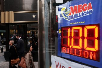 Egymilliárd dollárt lehet nyerni az amerikai lottón
