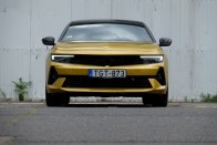 31 évesen a legjobb formában? – Teszten az új Opel Astra 48