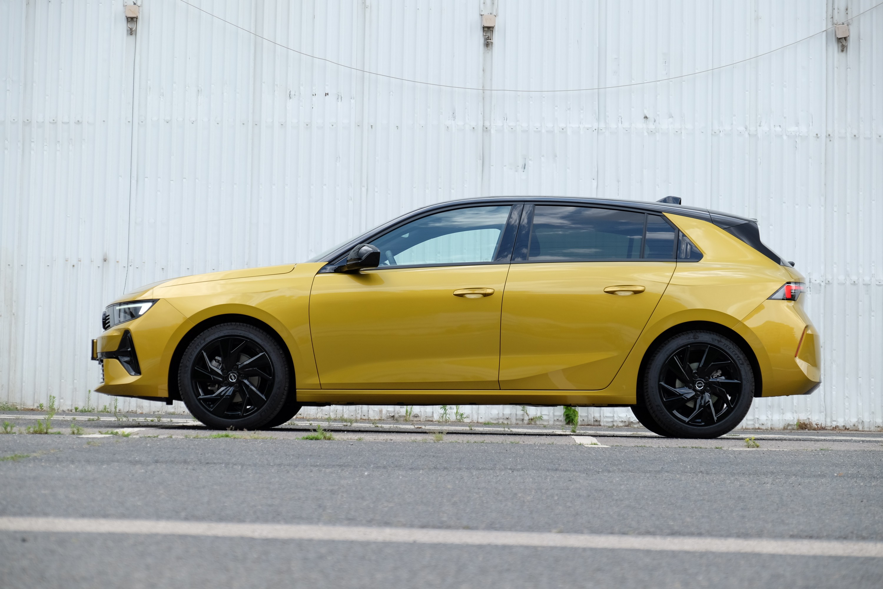 31 évesen a legjobb formában? – Teszten az új Opel Astra 7