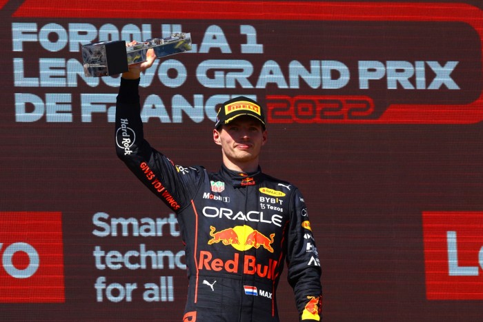 F1: Eltemették a Ferrarit, sétagalopp lesz Verstappennek az idei év