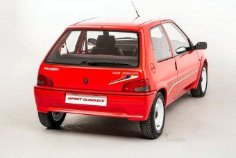 Komoly árat kértek ezért a 30 éves Peugeot kisautóért