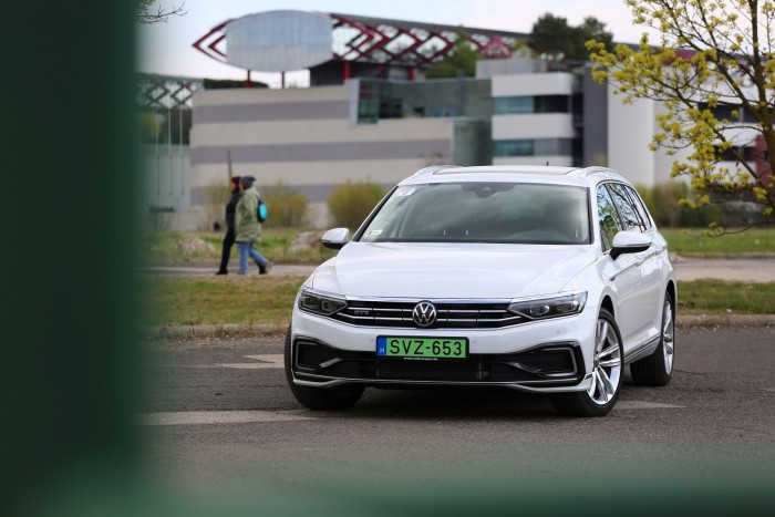 Ilyen Volkswagen nem lesz már – VW Passat GTE 61 Ilyen Volkswagen nem lesz már – VW Passat GTE 61