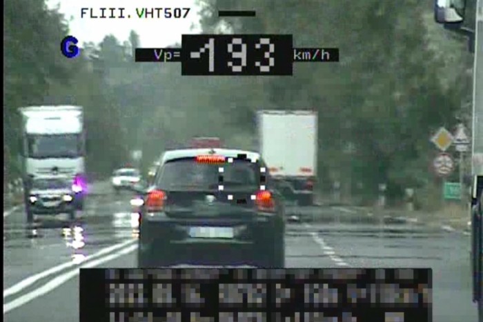 90-nel lehetett volna menni, nagyon nem ennyit mért a traffipax Kecskeméten 1