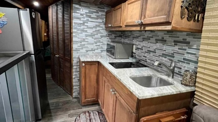 Csőrös kamionba gyúrták bele az amerikai életérzés legjavát 2