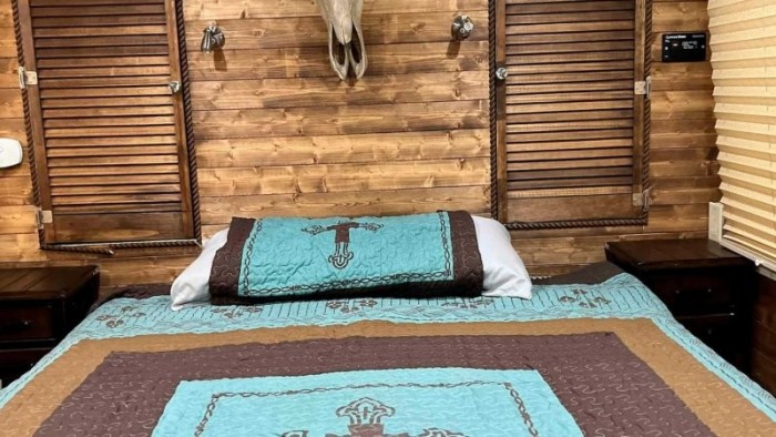 Csőrös kamionba gyúrták bele az amerikai életérzés legjavát 4