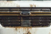 Felkeményítették a Ford puhány kisteherautóját 48