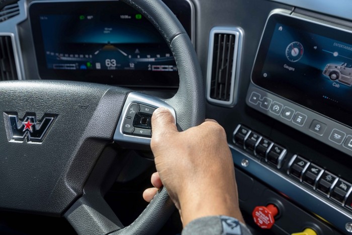 Csak dízelmotorokkal készül legújabb amcsi csőrös 18 Csak dízelmotorokkal készül legújabb amcsi csőrös 18