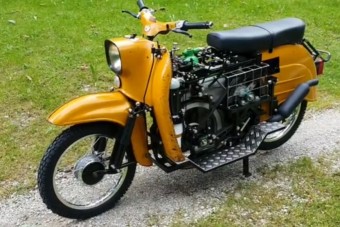 Értem én, hogy Simson, de mi hajtja?