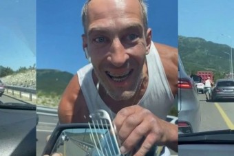 Leolvadt az orosz autós agya: letépte a leállósávban nyomuló tükrét