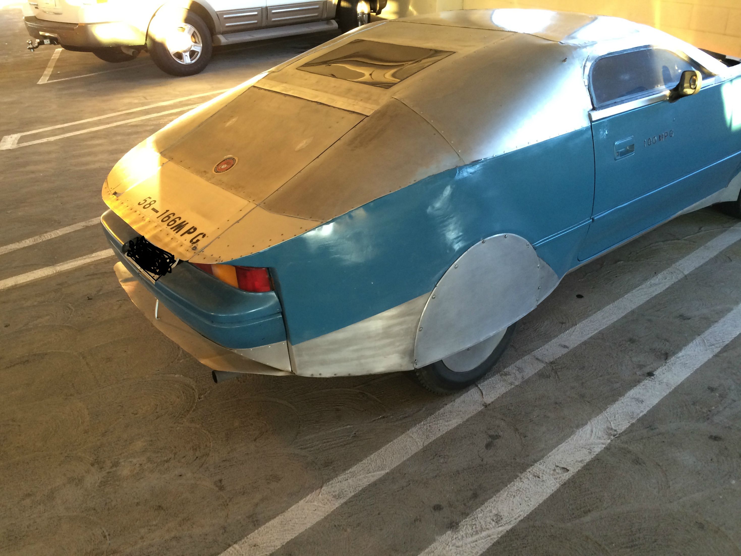 Ezzel a Suzukival röhögnél a benzinkút árain 1