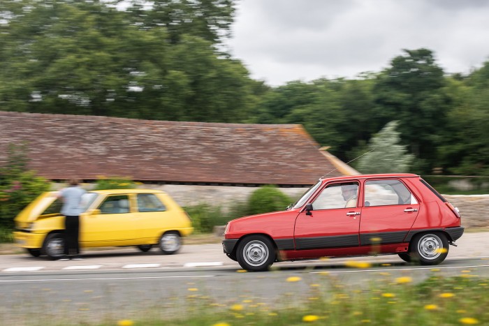 Minden rosszkedvű embernek kellene egy ilyen autó 17