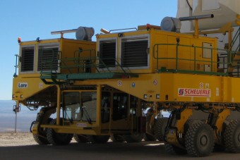 28 kerekű gépszörny, ami egyetlen speciális célra született