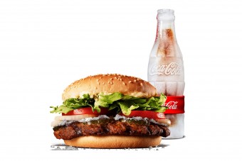 Jégdarát tesz hamburgerébe a gyorsétteremlánc a nyári hőségben